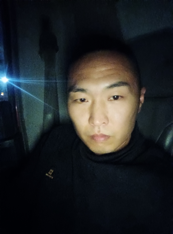 小小李的第一张照片--黑龙江中老年相亲网